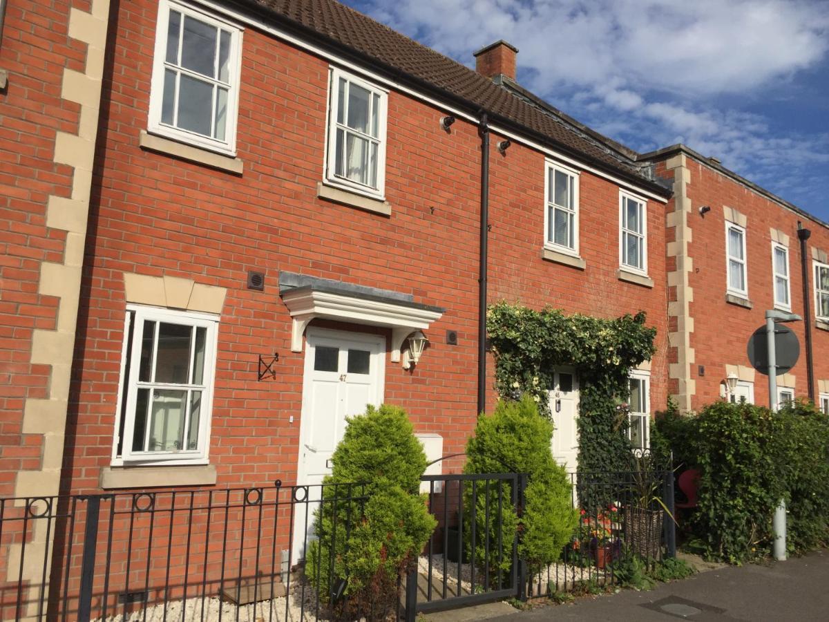Modern Home Just Off Glastonbury High Street エクステリア 写真